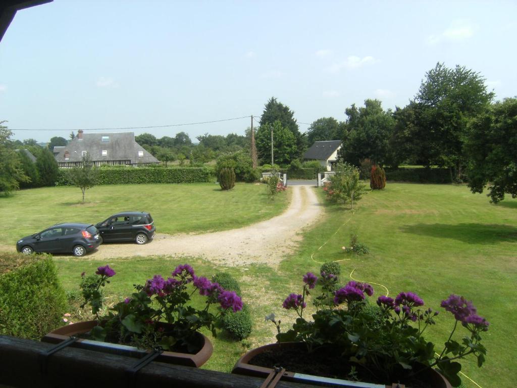Manoir Melphil Bed & Breakfast Saint-Étienne-la-Thillaye Eksteriør bilde